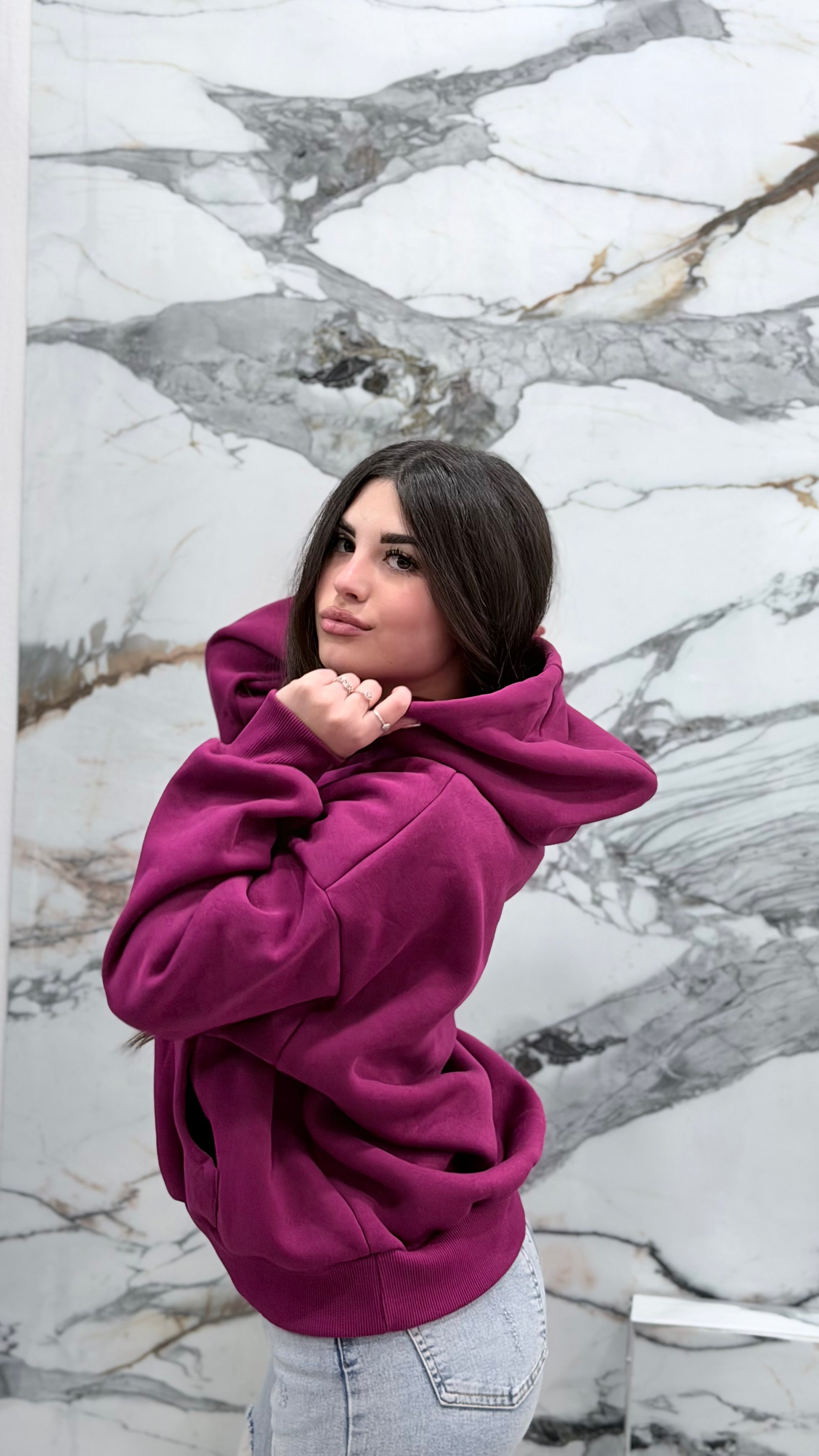 Felpa Essential Hoodie Comfort