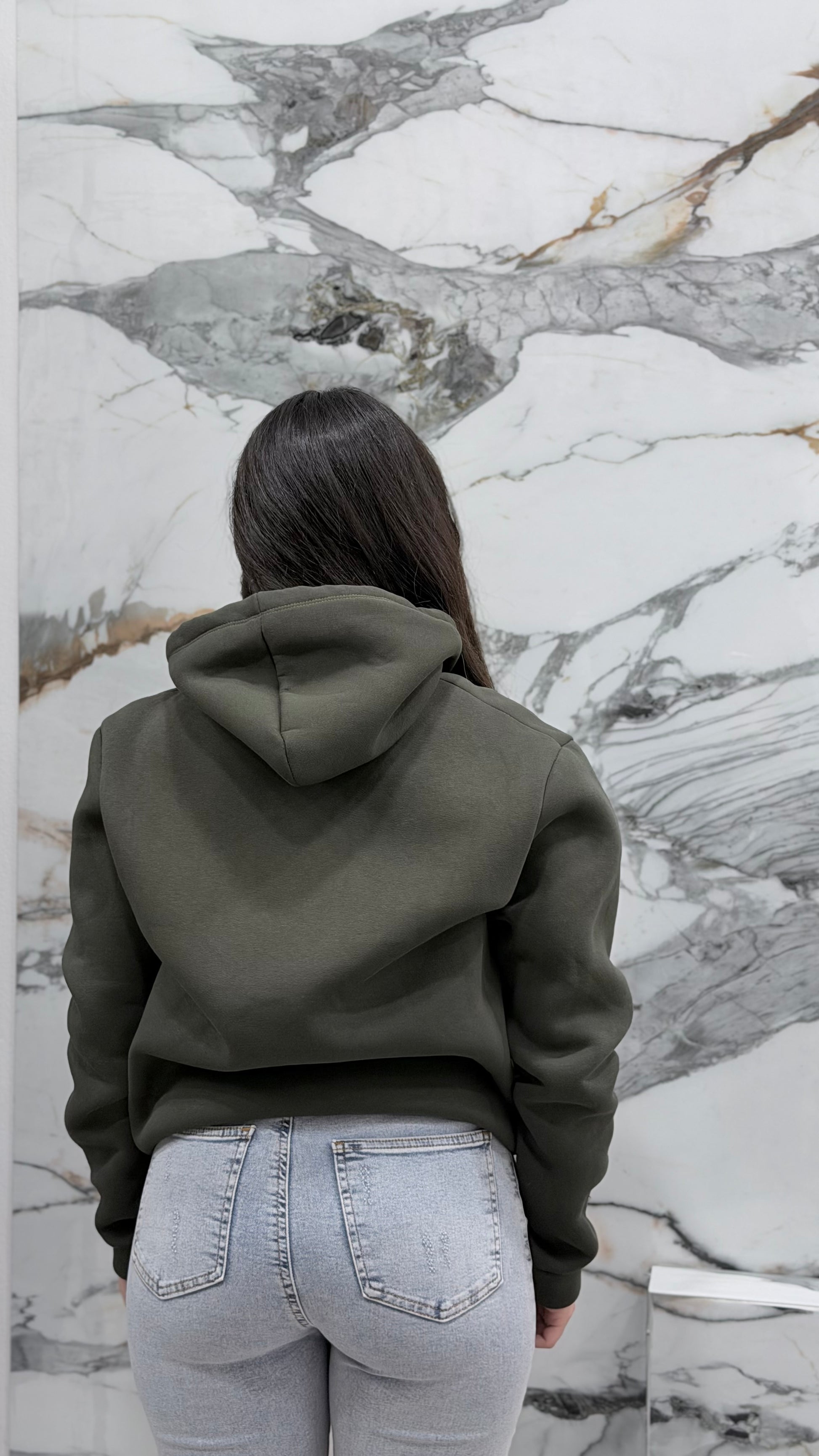 Felpa Essential Hoodie Comfort